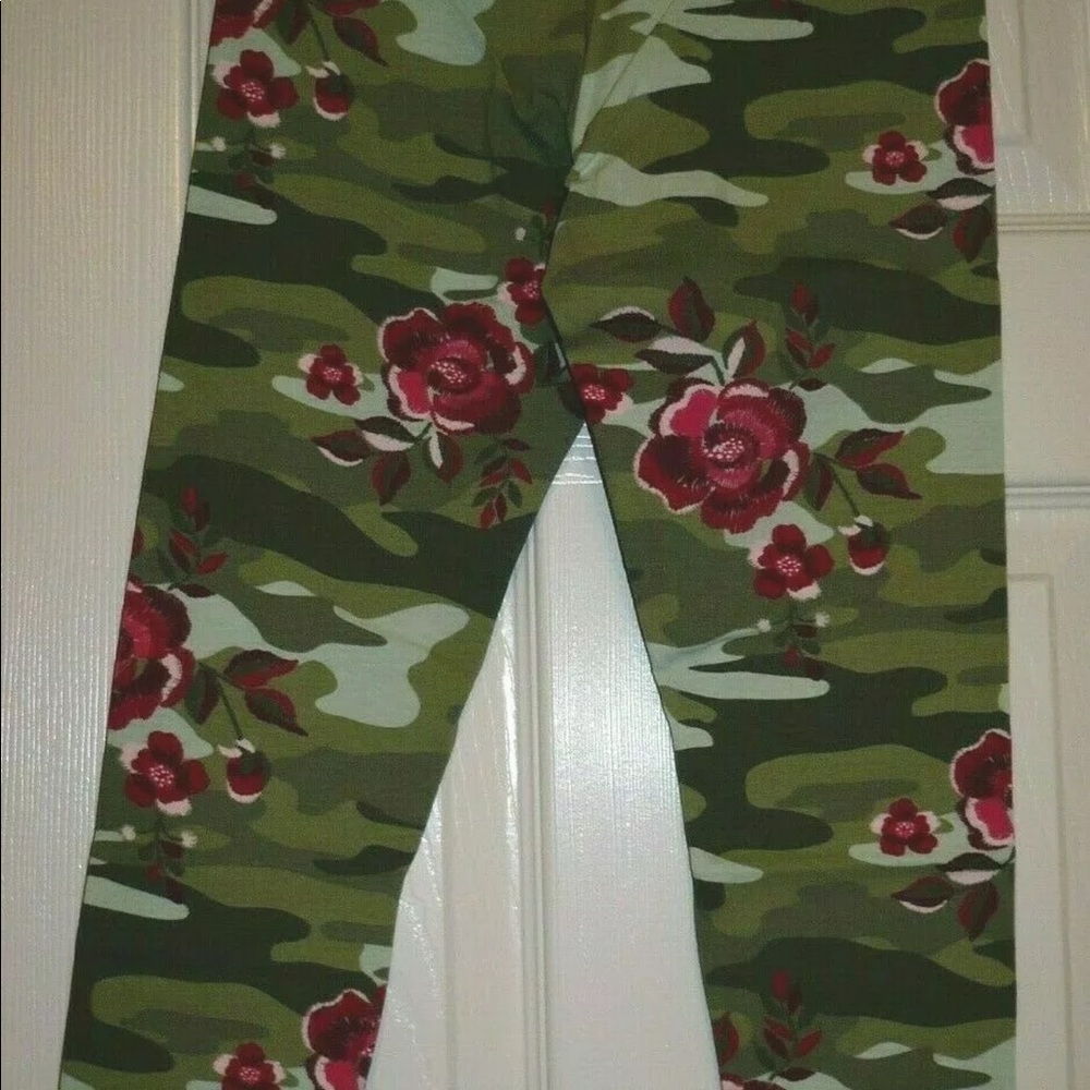 Wonder Nation girls cotton leggings. M- 7-8.